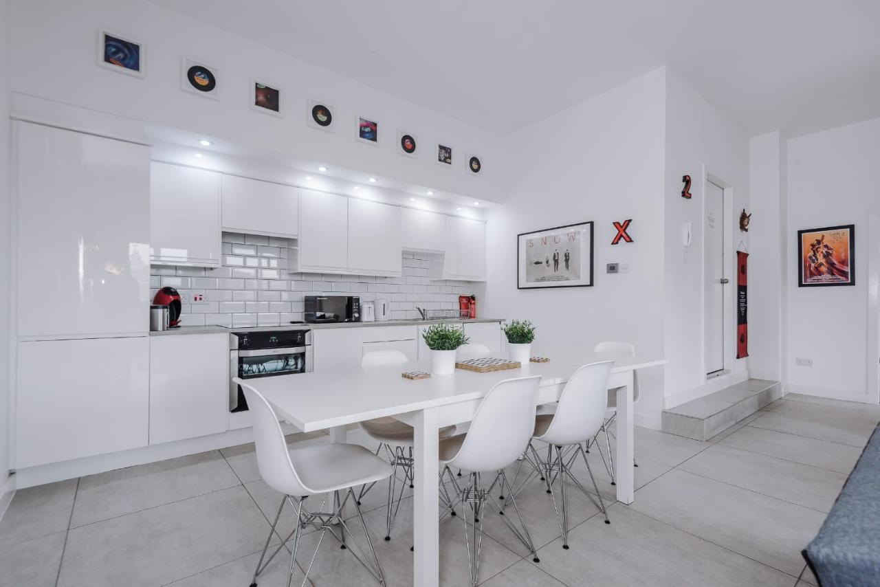Host & Stay - The Musician'S Apartment With Grand Piano Ліверпуль Екстер'єр фото